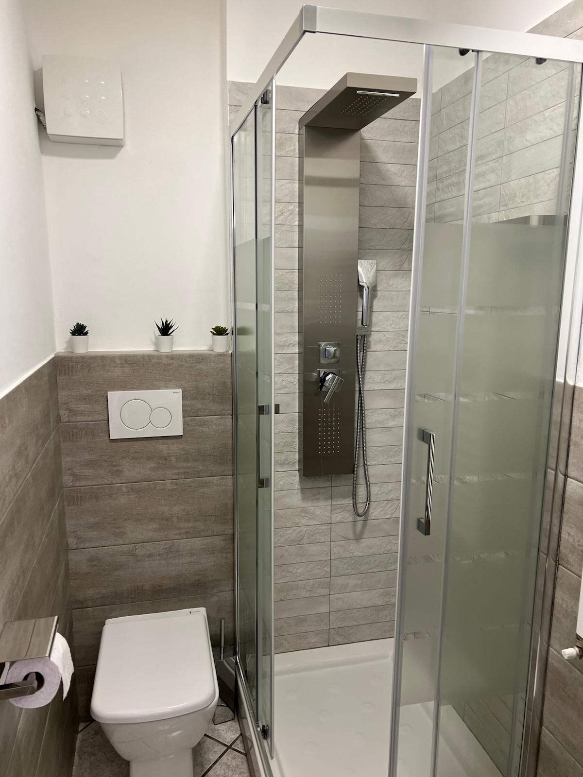 BILOCALE VENDITA ANCONA 3