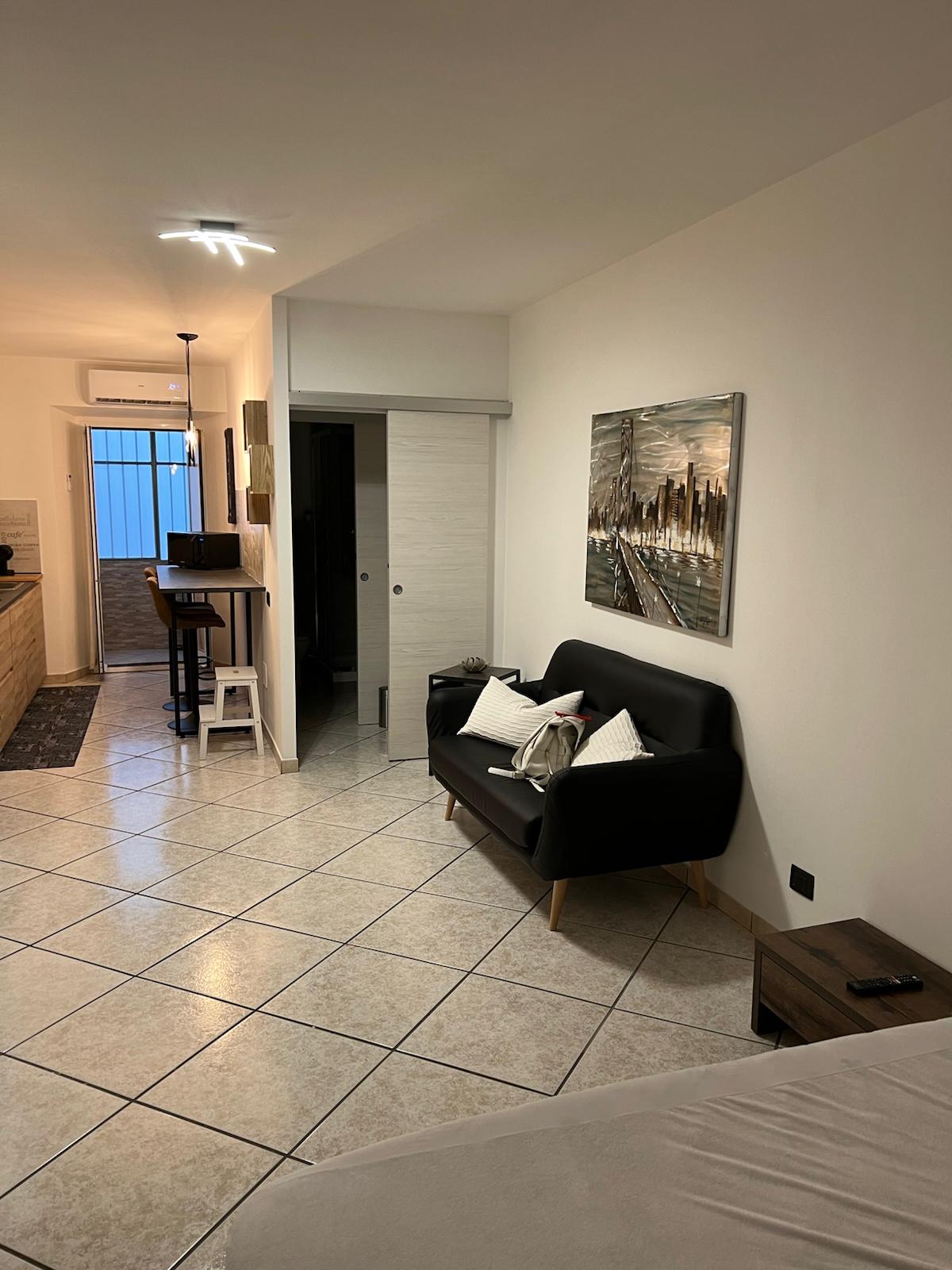 BILOCALE VENDITA ANCONA 8