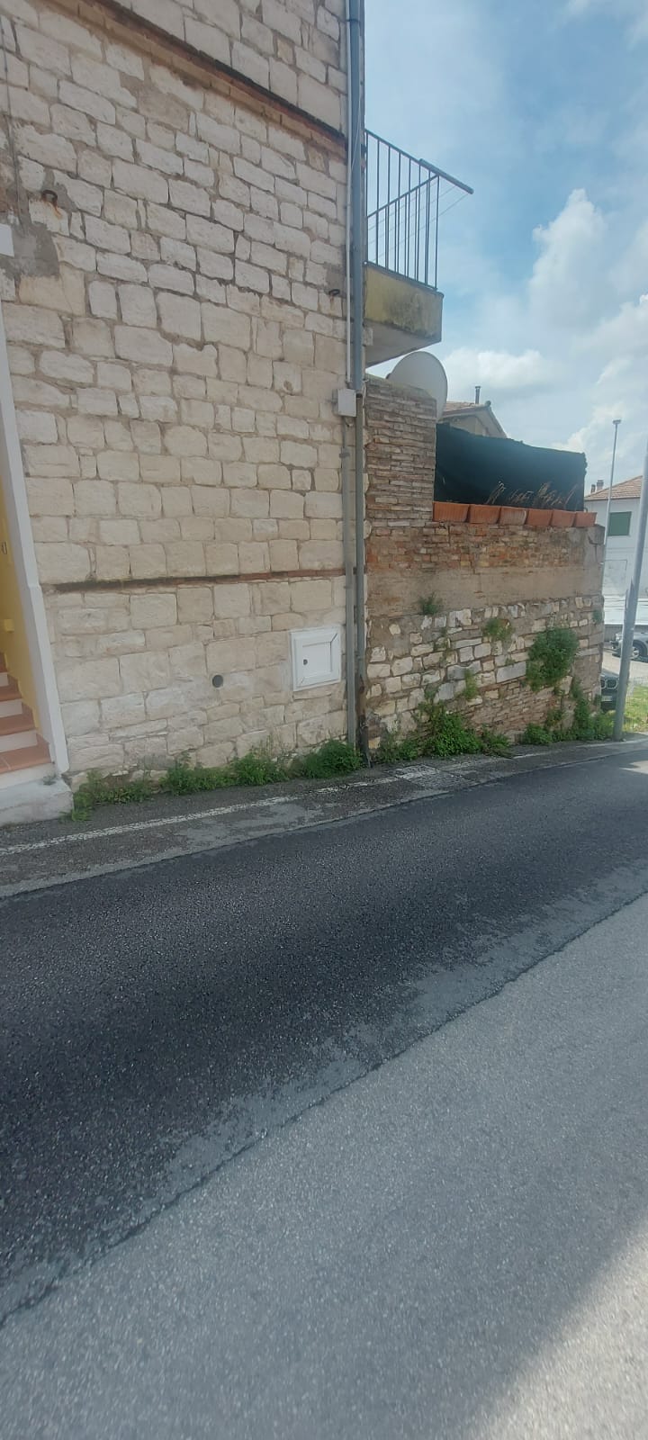 VILLA A SCHIERA VENDITA SIROLO 42