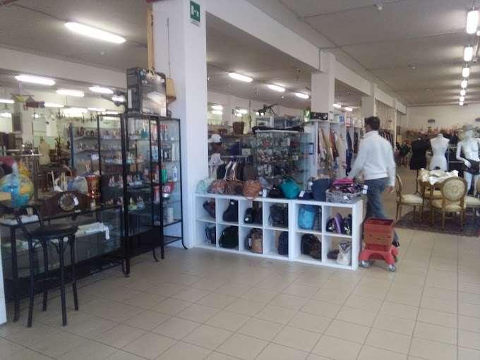 V000044 - HUT -  - ANCONA DIAPHRAGM 8