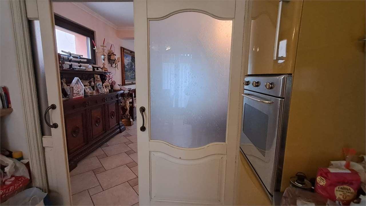 VILLA BIFAMILIARE VENDITA MONSANO 4