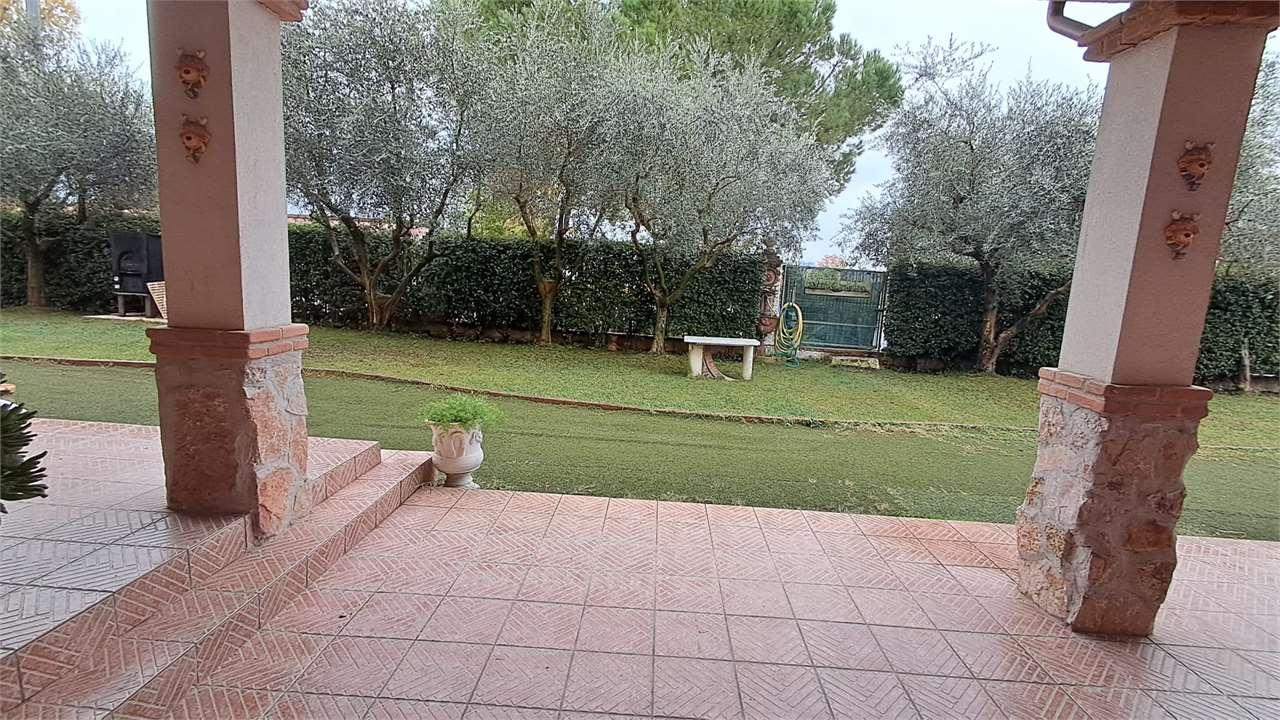 VILLA BIFAMILIARE VENDITA MONSANO 48