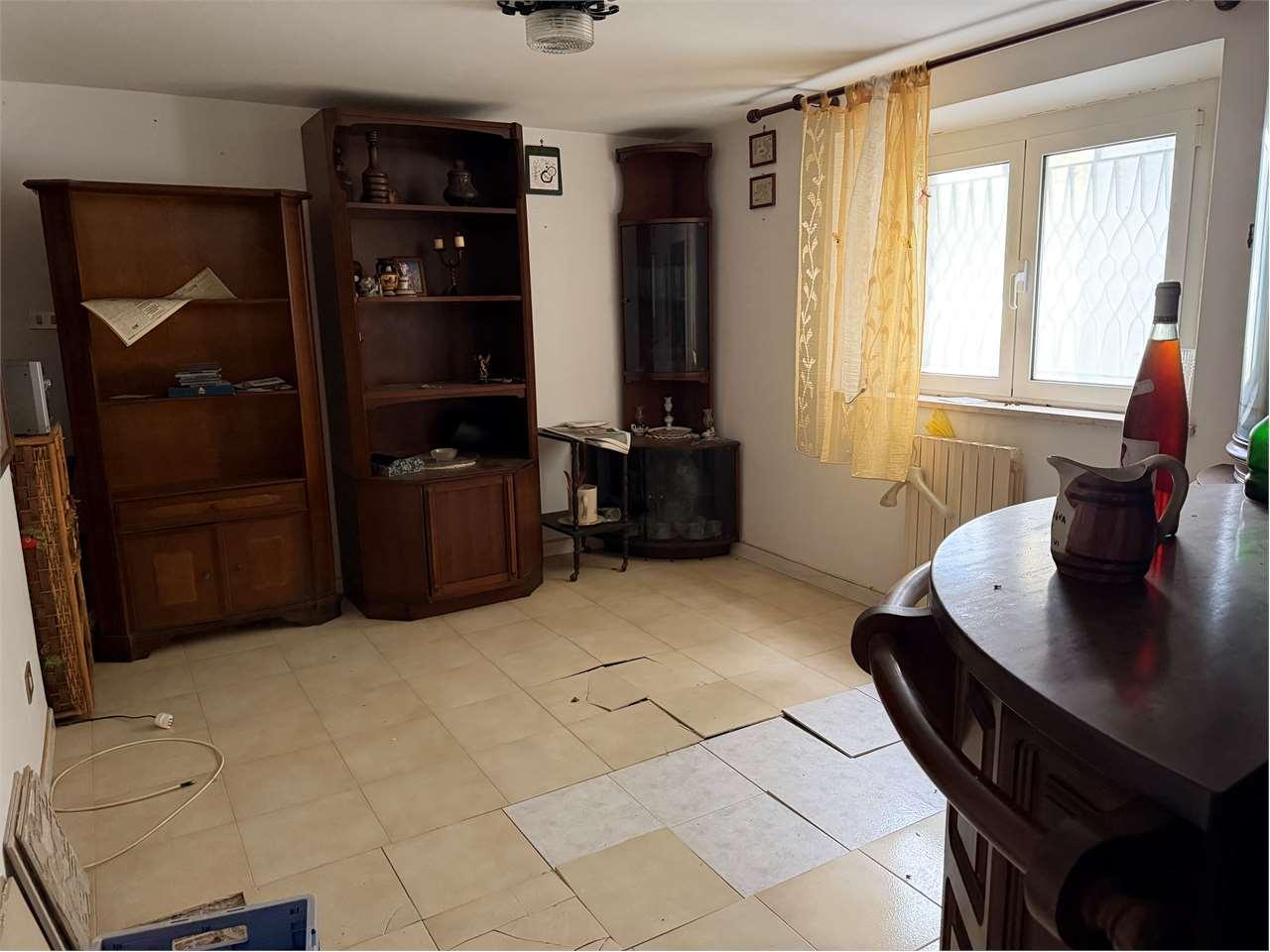 VILLA VENDITA ANCONA 32