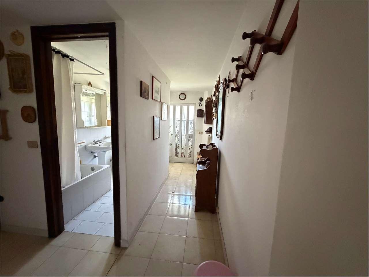 VILLA VENDITA ANCONA 16