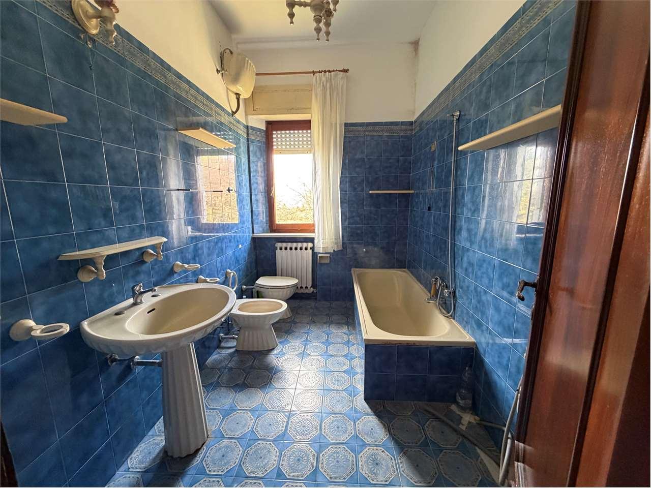 VILLA VENDITA ANCONA 15