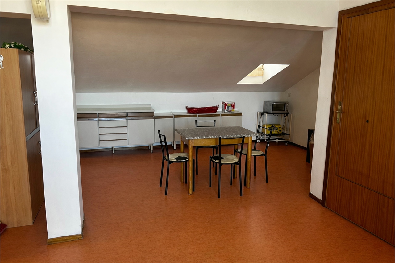 V000106 - APPARTAMENTO - VENDITA - ANCONA SEMICENTRO 2