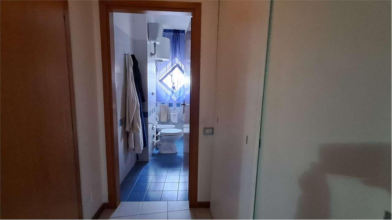 BILOCALE VENDITA ANCONA 6