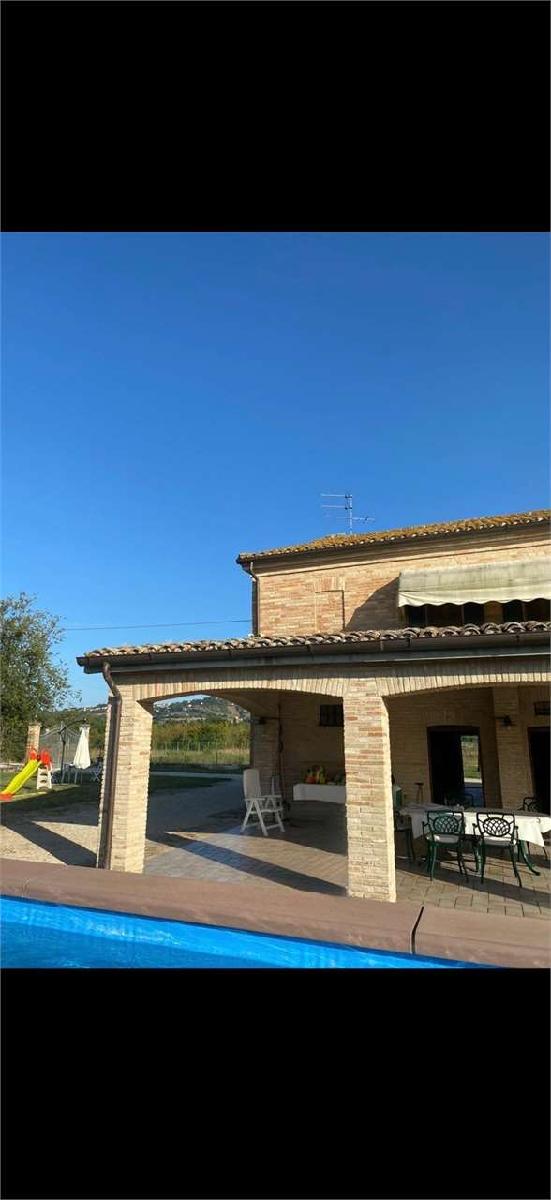 VILLA VENDITA RECANATI 33
