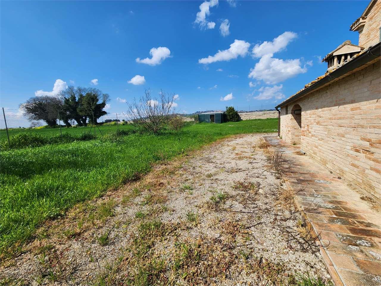 VILLA VENDITA RECANATI 39