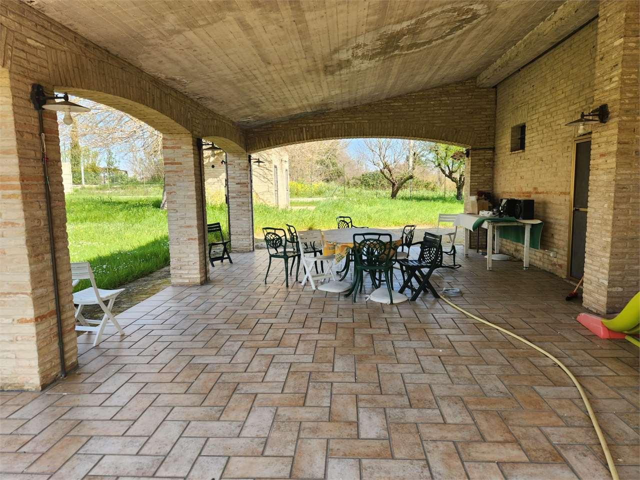 VILLA VENDITA RECANATI 40