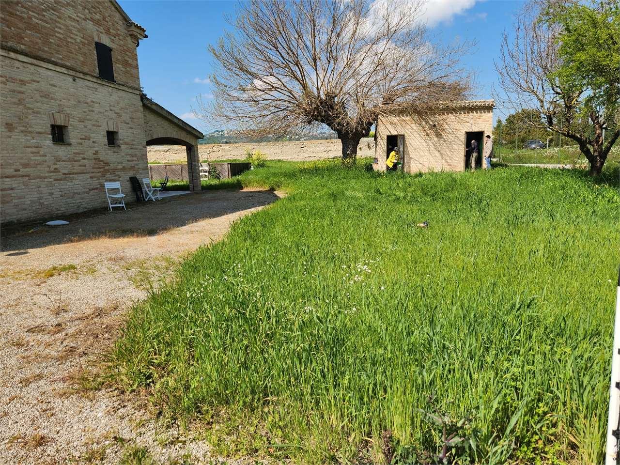 VILLA VENDITA RECANATI 42