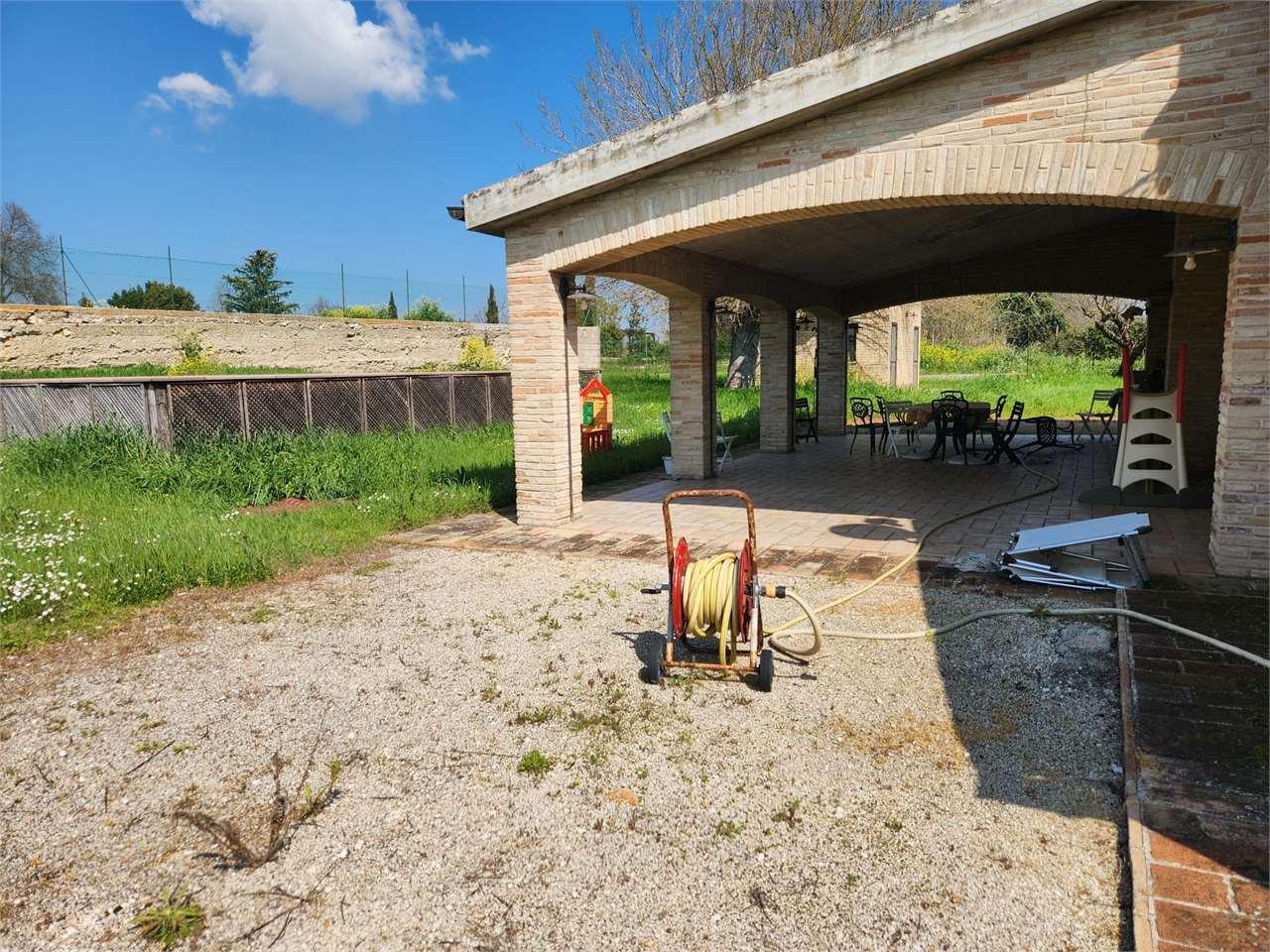 VILLA VENDITA RECANATI 45