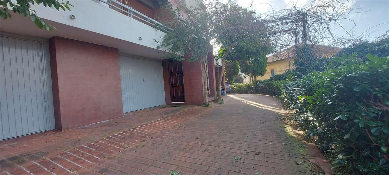 VILLETTA SCHIERA VENDITA ANCONA 26