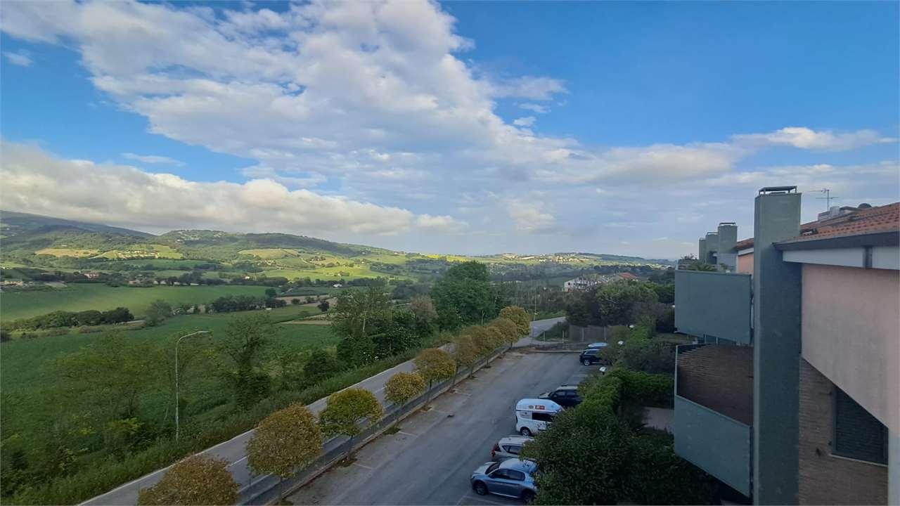 TRILOCALE VENDITA CAMERANO 5