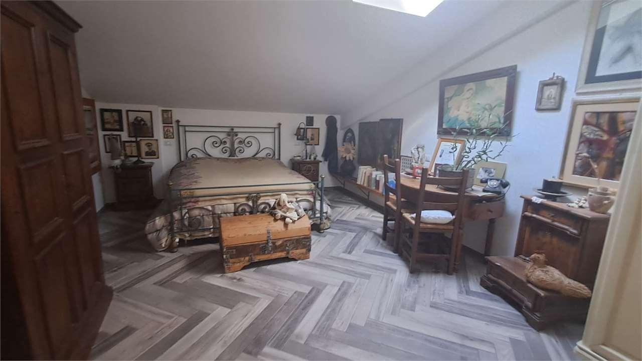 TRILOCALE VENDITA CAMERANO 7