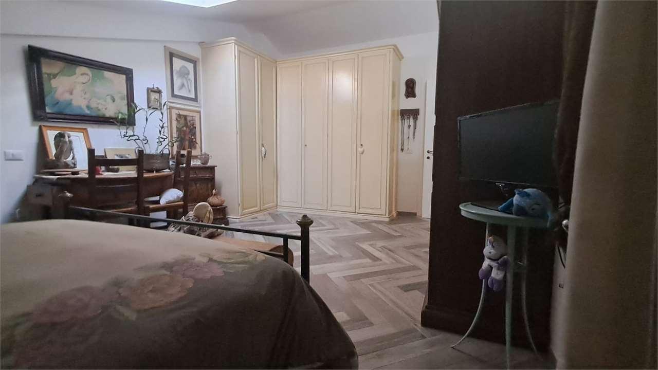 TRILOCALE VENDITA CAMERANO 14