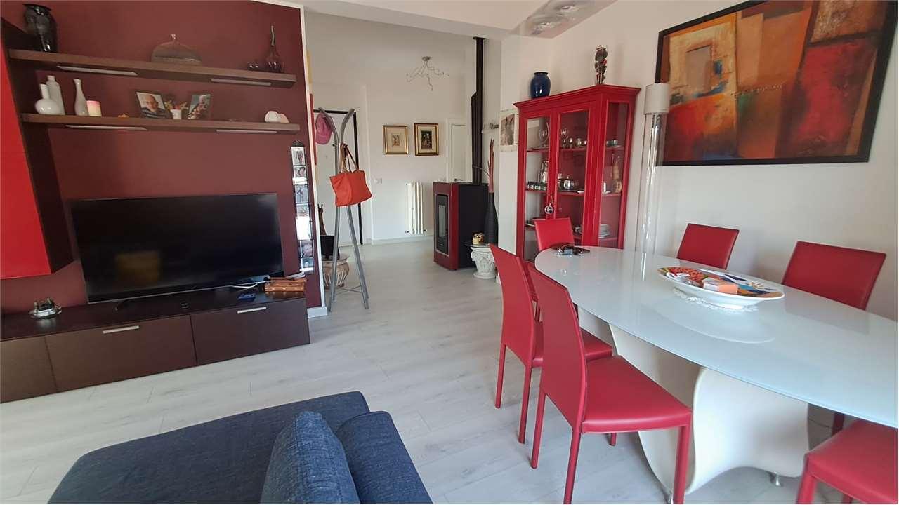 APPARTAMENTO VENDITA CASTELFIDARDO 7