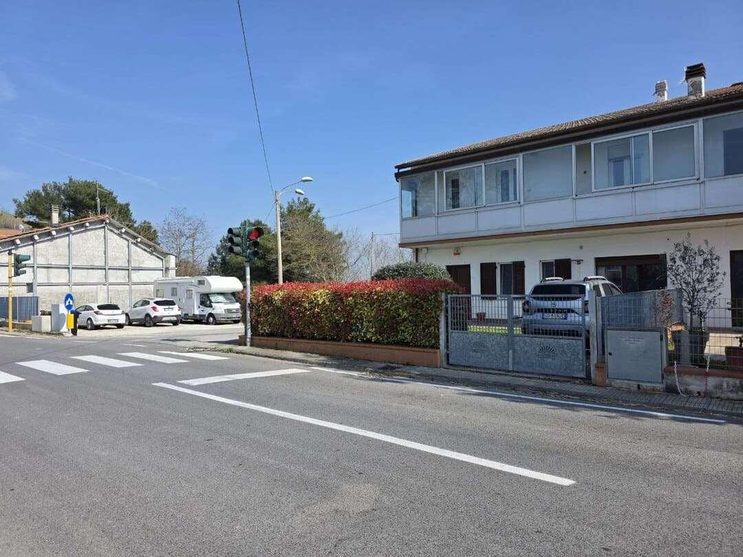 PORZIONE DI CASA VENDITA ANCONA 40