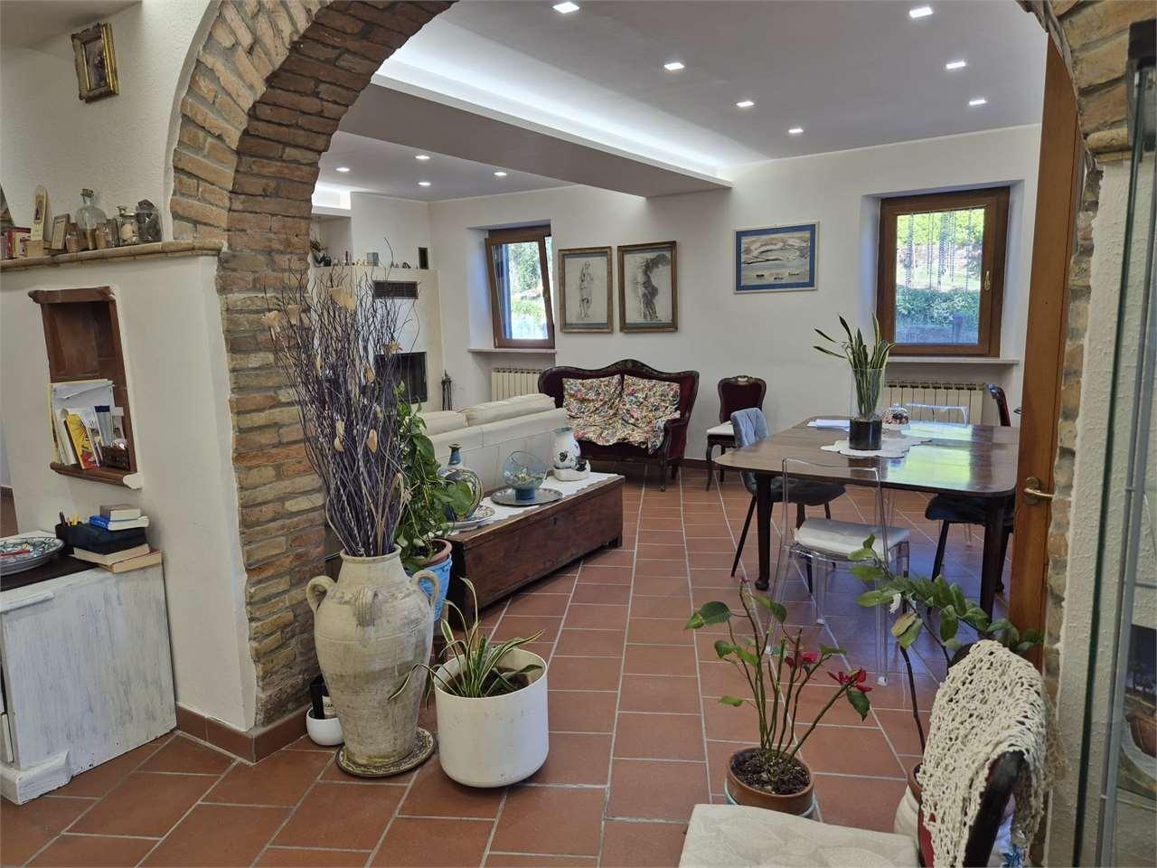 PORZIONE VILLA VENDITA AGUGLIANO 3