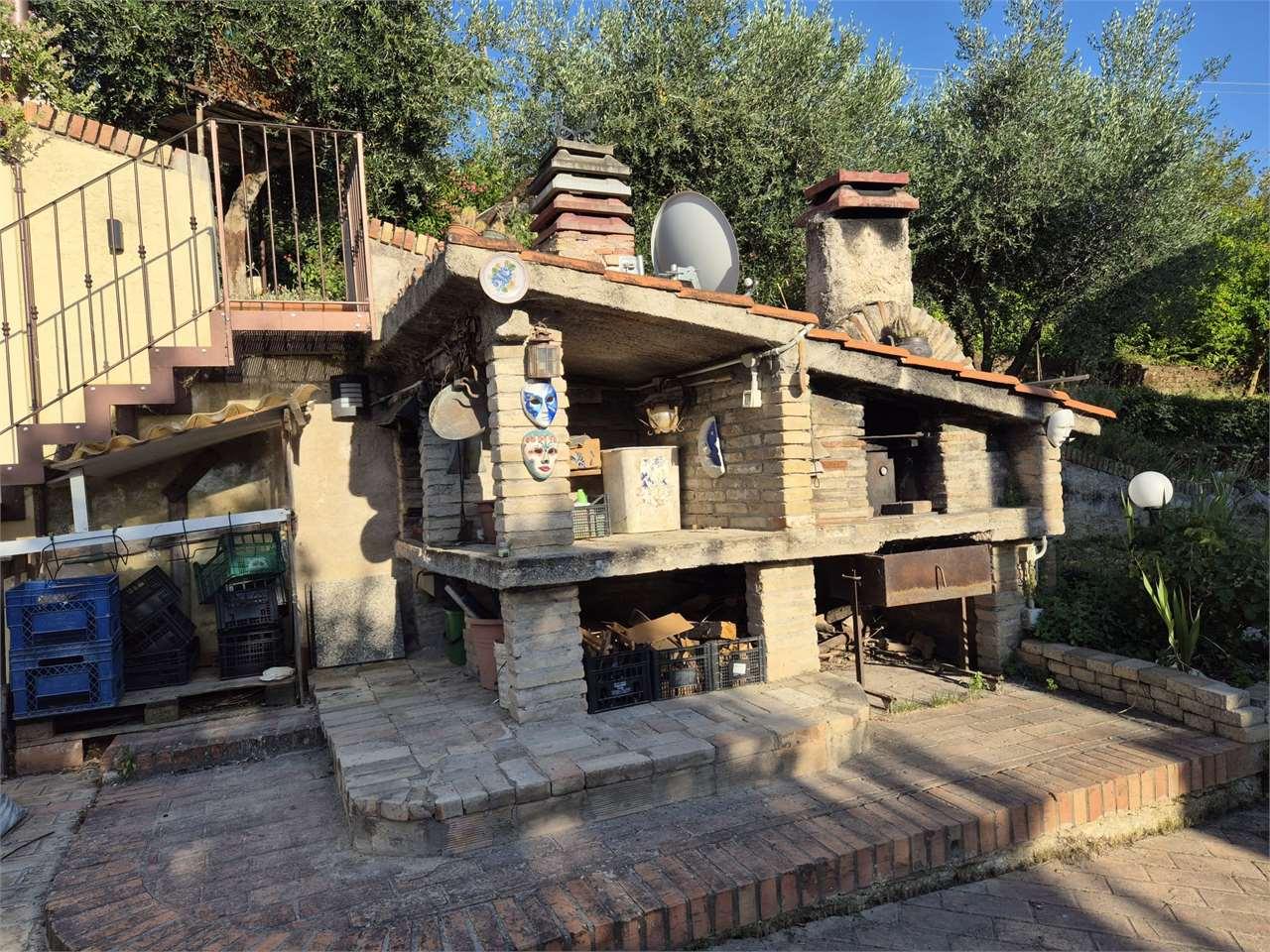PORZIONE VILLA VENDITA AGUGLIANO 15