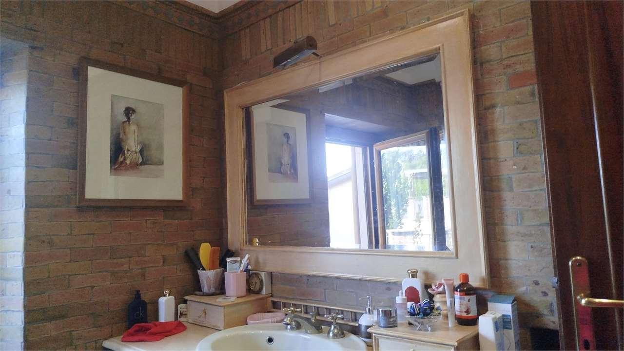 PORZIONE VILLA VENDITA AGUGLIANO 39
