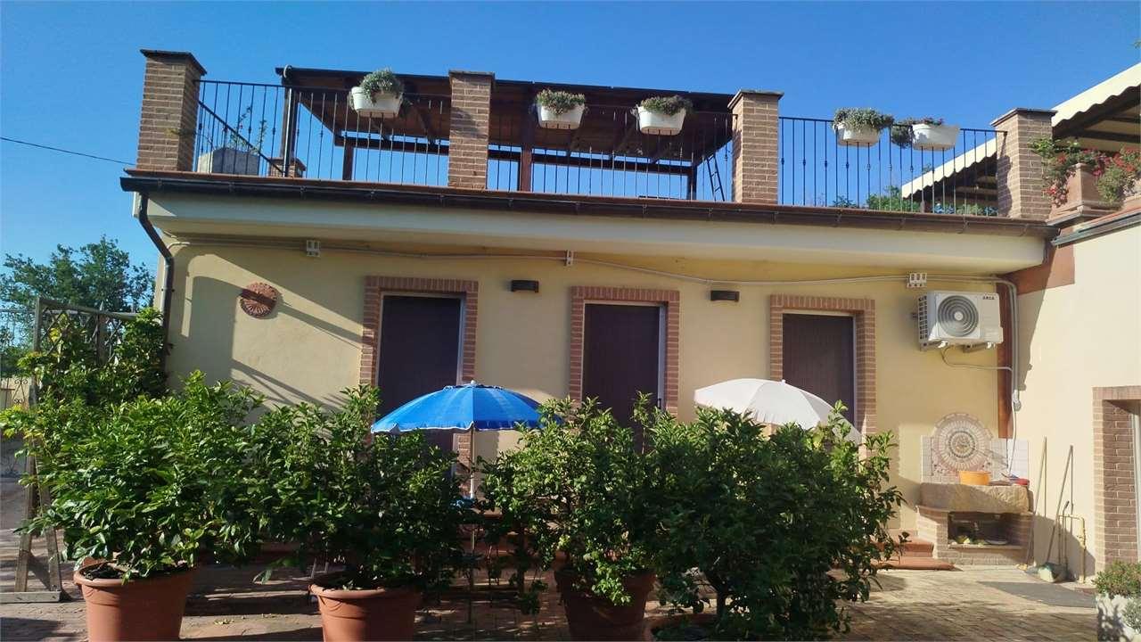 PORZIONE VILLA VENDITA AGUGLIANO 51