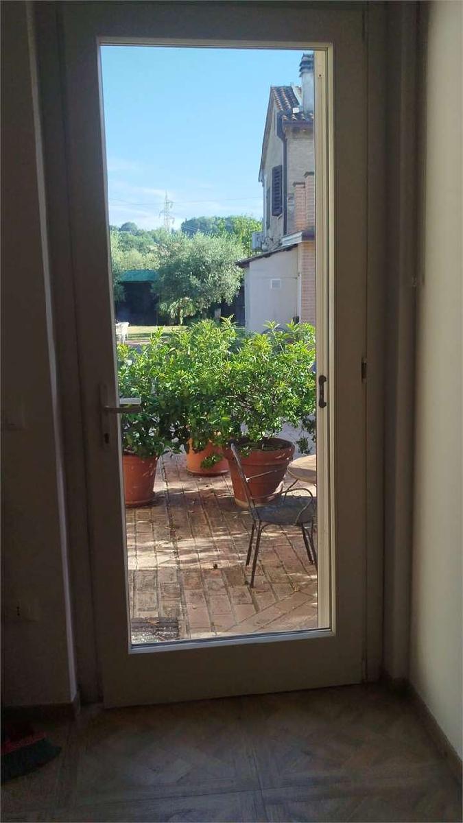 PORZIONE VILLA VENDITA AGUGLIANO 57