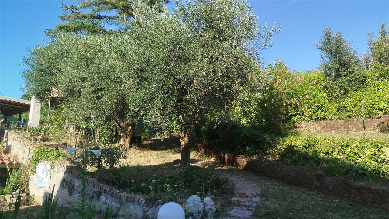 PORZIONE VILLA VENDITA AGUGLIANO 69