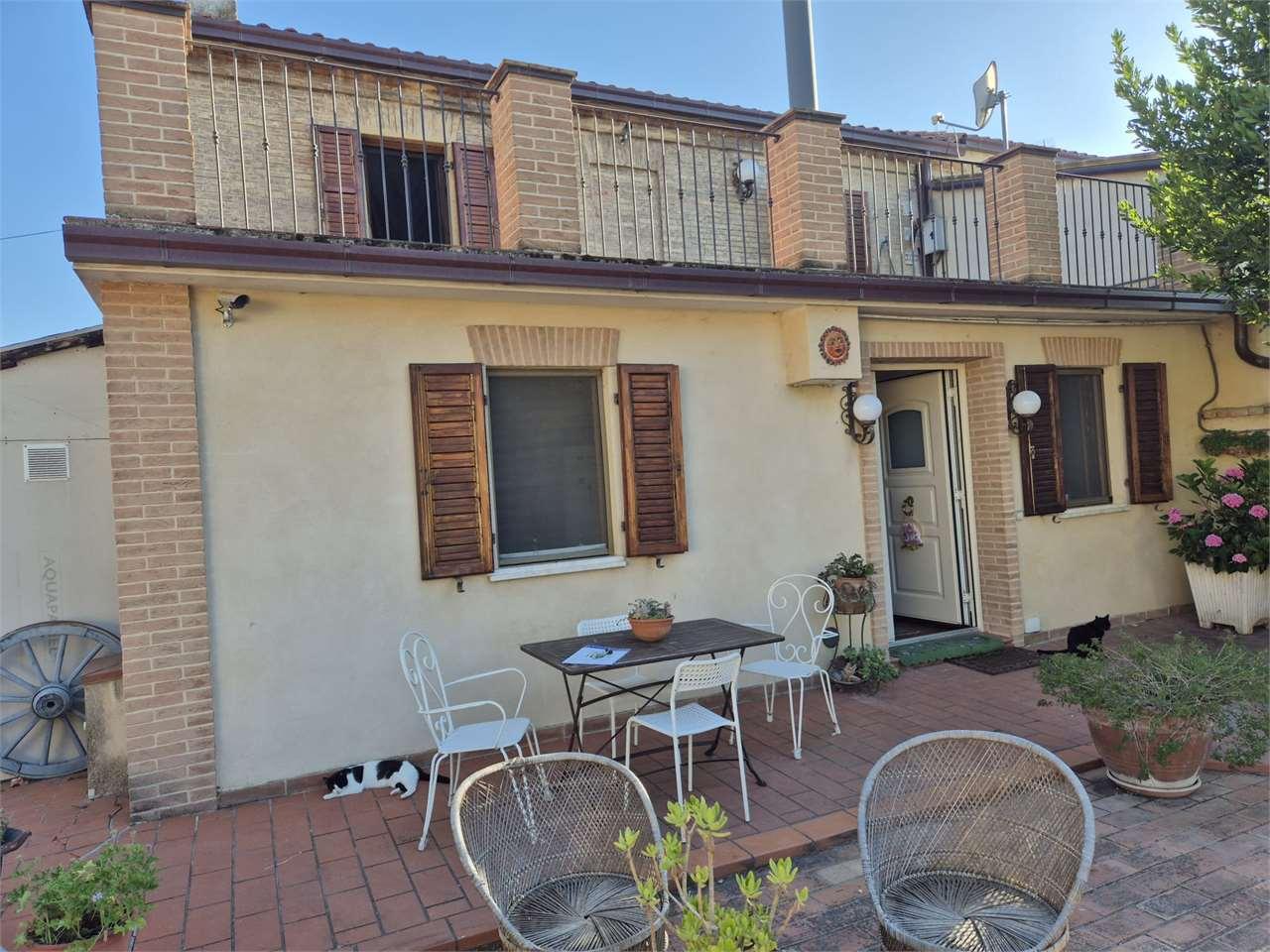PORZIONE VILLA VENDITA AGUGLIANO 73