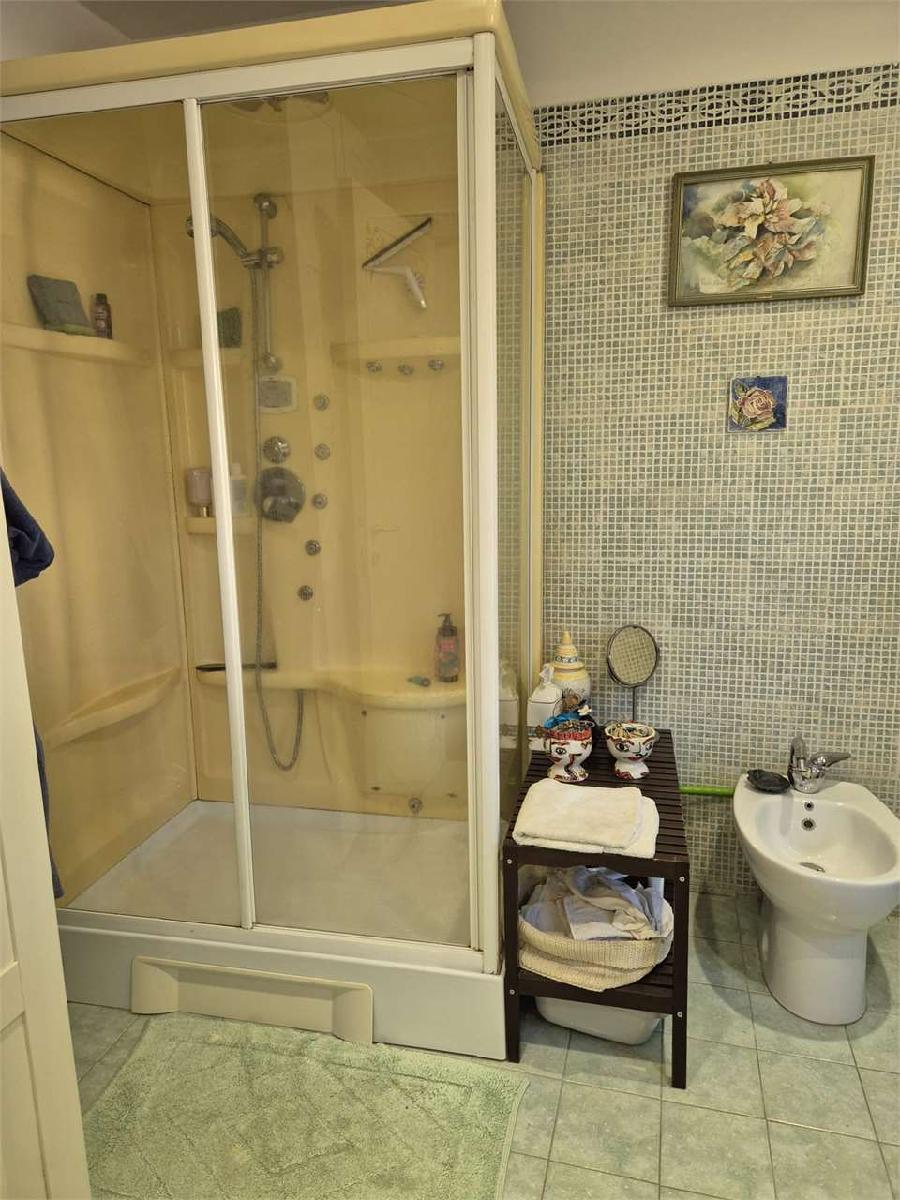 PORZIONE VILLA VENDITA AGUGLIANO 82