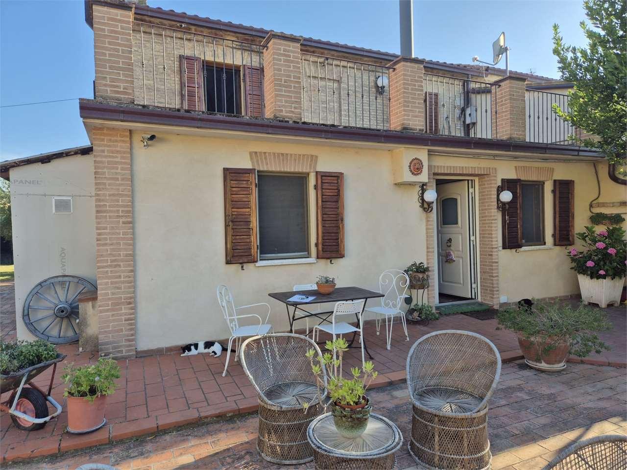 PORZIONE VILLA VENDITA AGUGLIANO 84