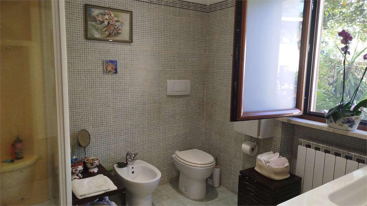 PORZIONE VILLA VENDITA AGUGLIANO 98