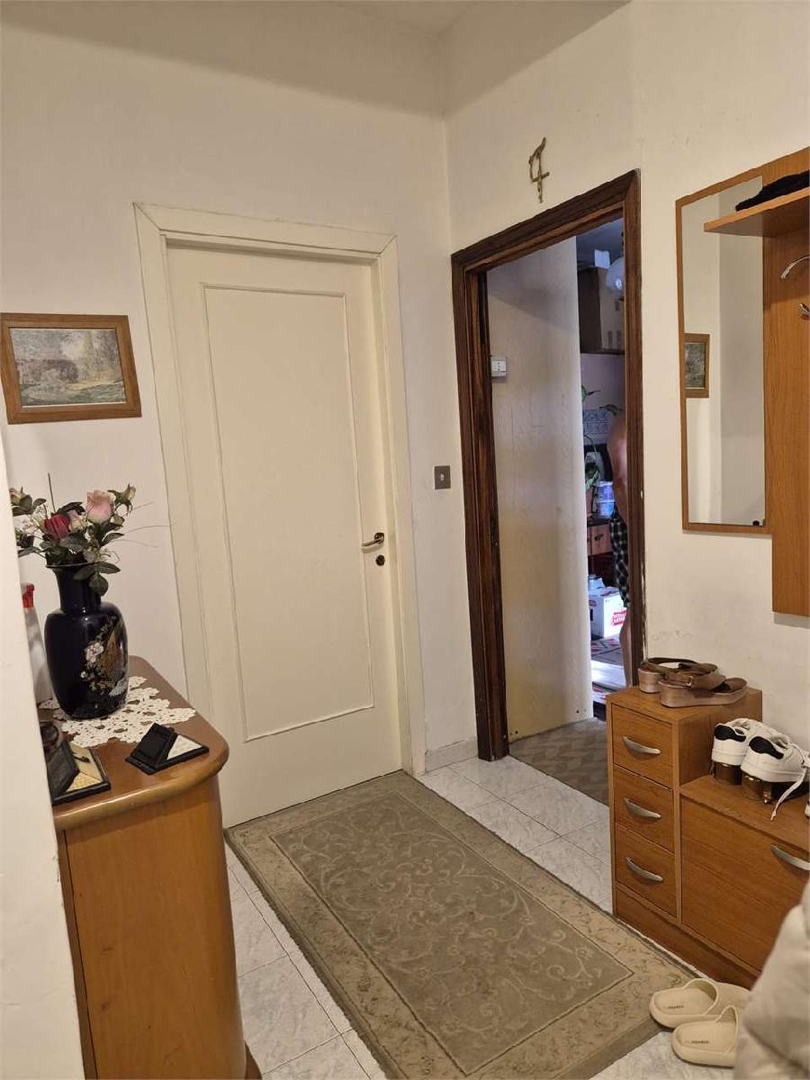 TRILOCALE VENDITA CAMERANO 6