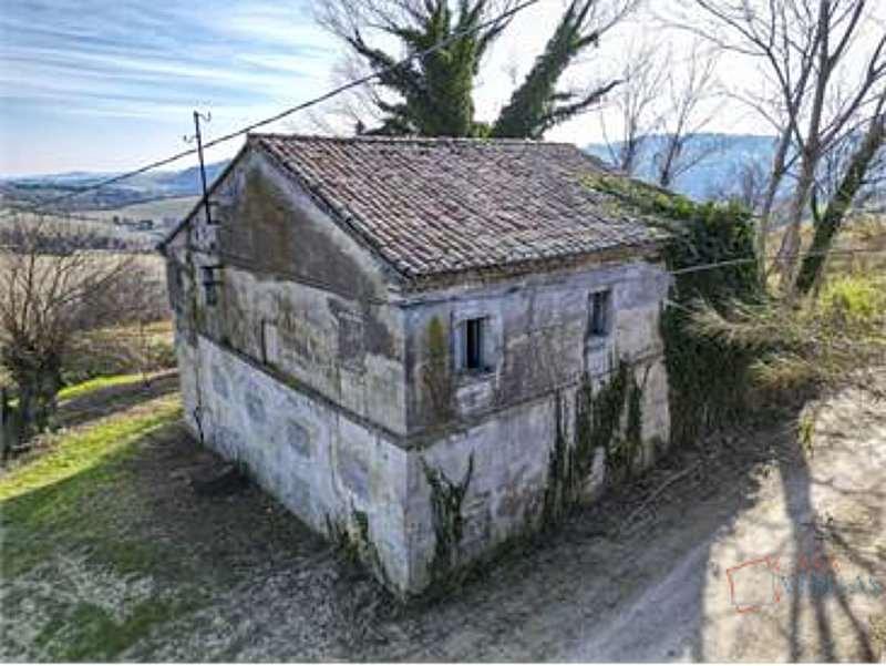 RUSTICO/CASALE VENDITA ANCONA 32