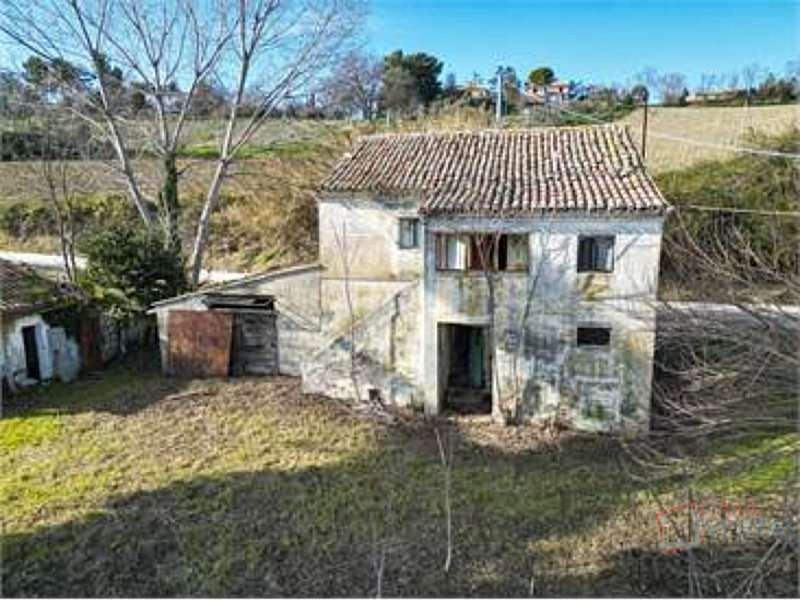 RUSTICO/CASALE VENDITA ANCONA 33