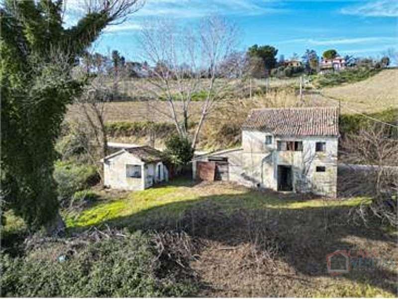 RUSTICO/CASALE VENDITA ANCONA 11