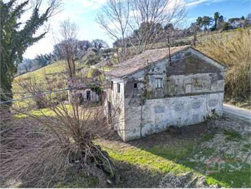 RUSTICO/CASALE VENDITA ANCONA 16