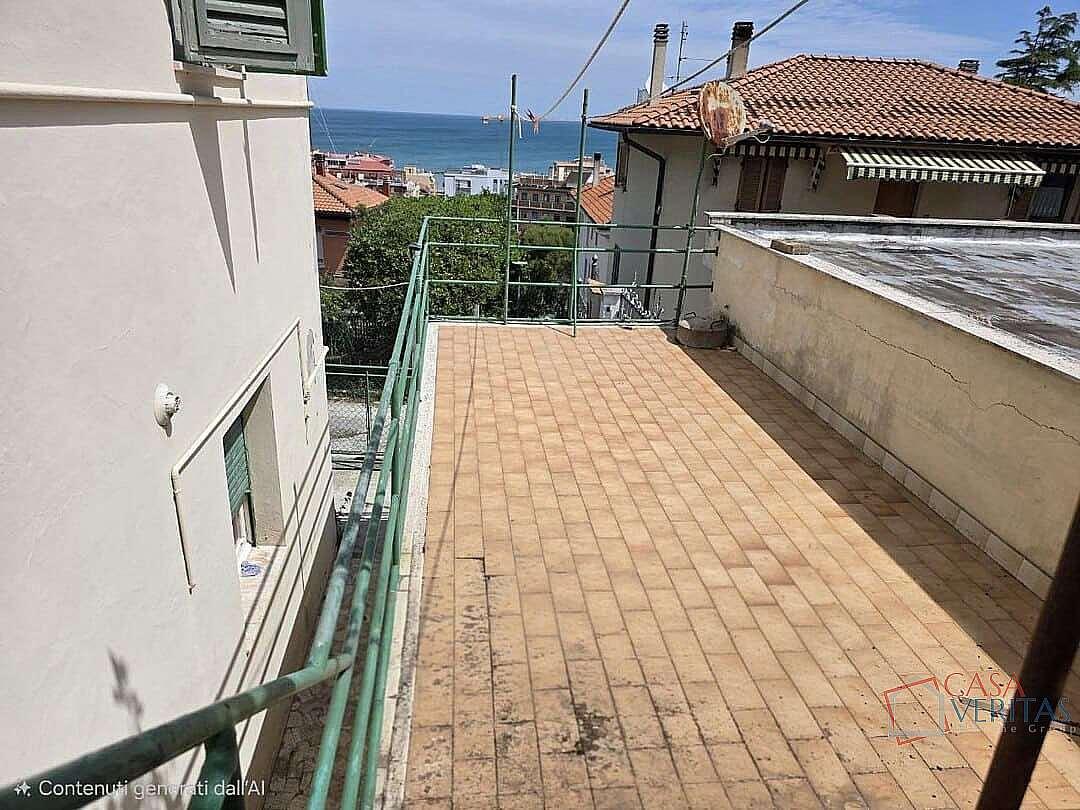 CASA SINGOLA VENDITA FALCONARA MARITTIMA 47