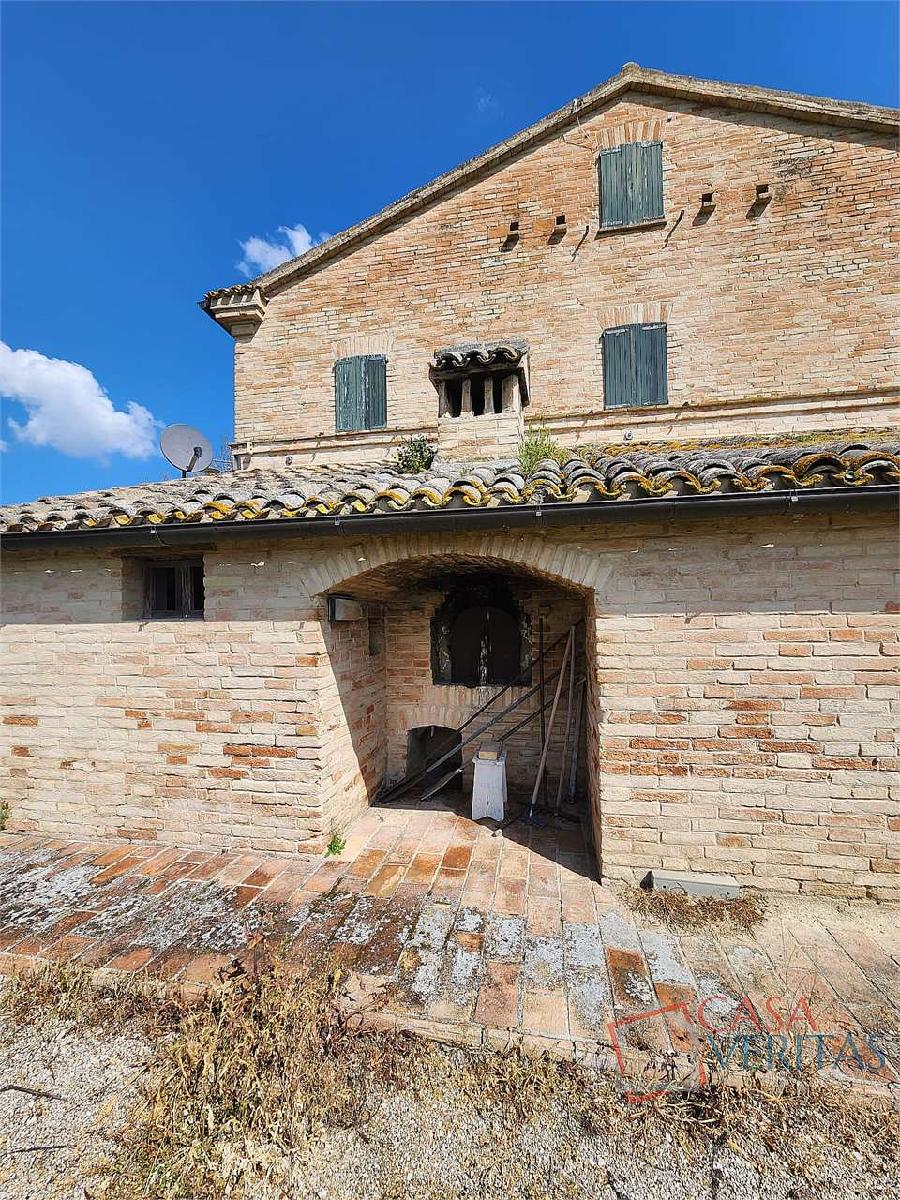VILLA VENDITA RECANATI 44