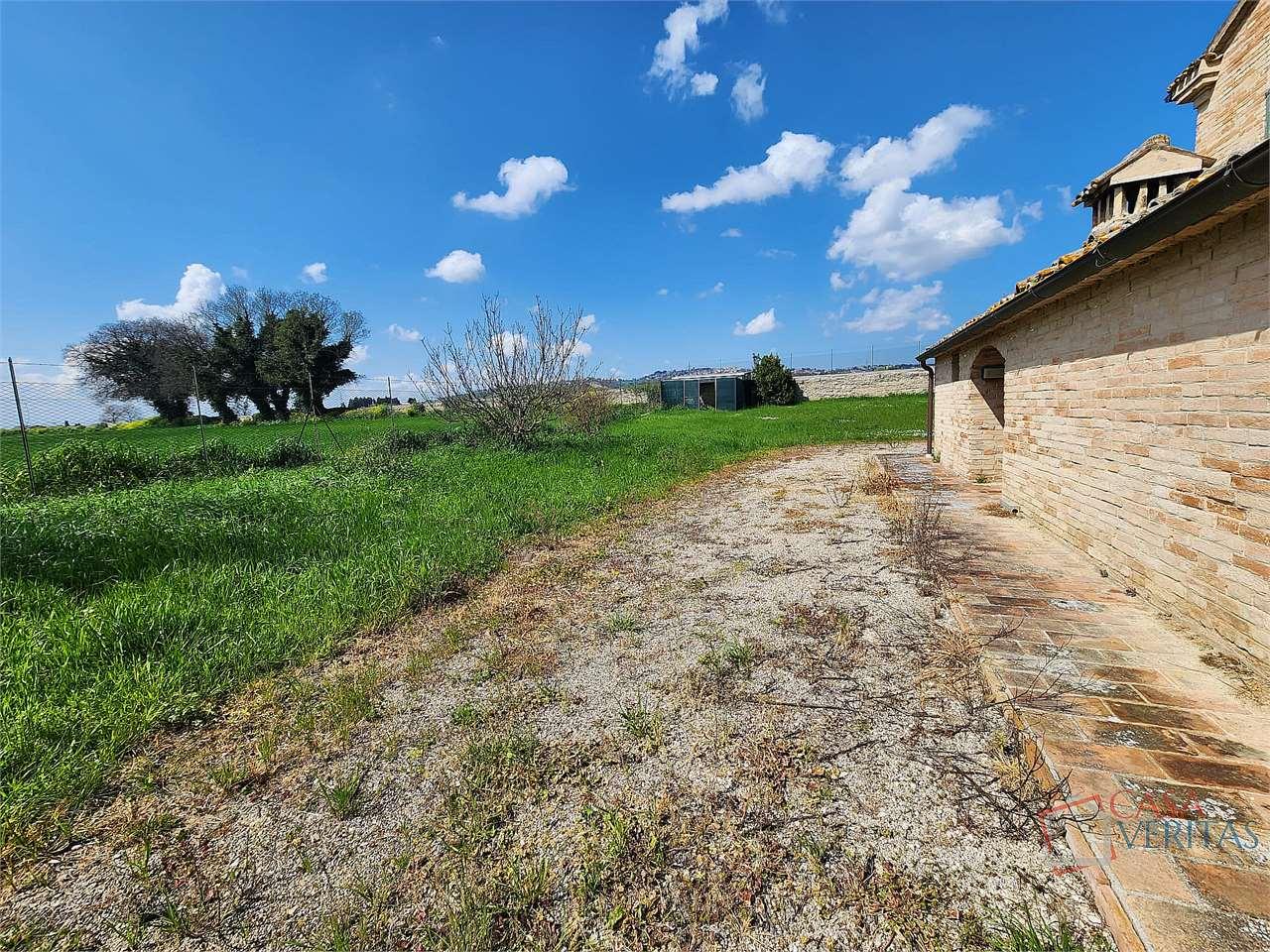 VILLA VENDITA RECANATI 39