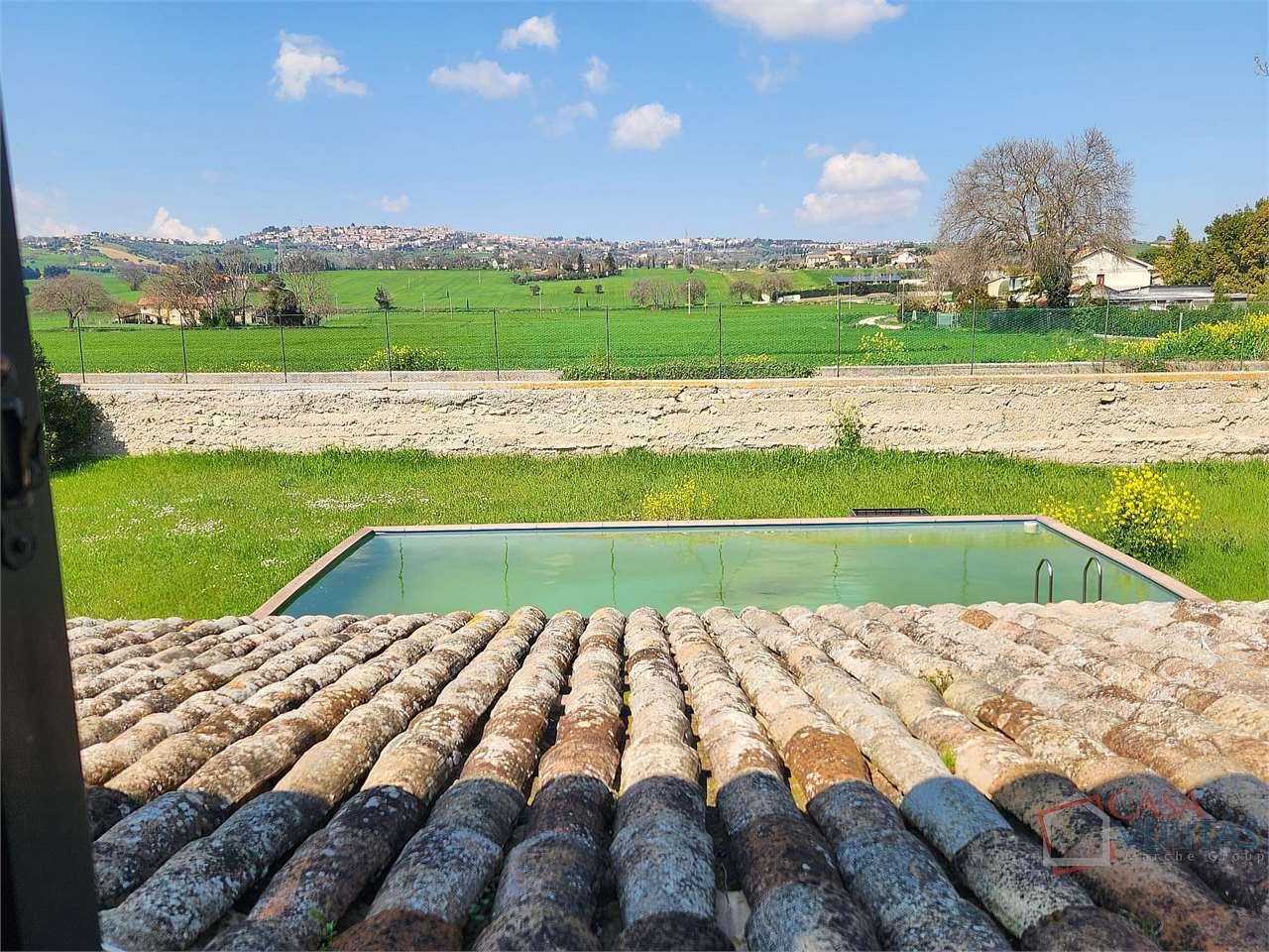 VILLA VENDITA RECANATI 34