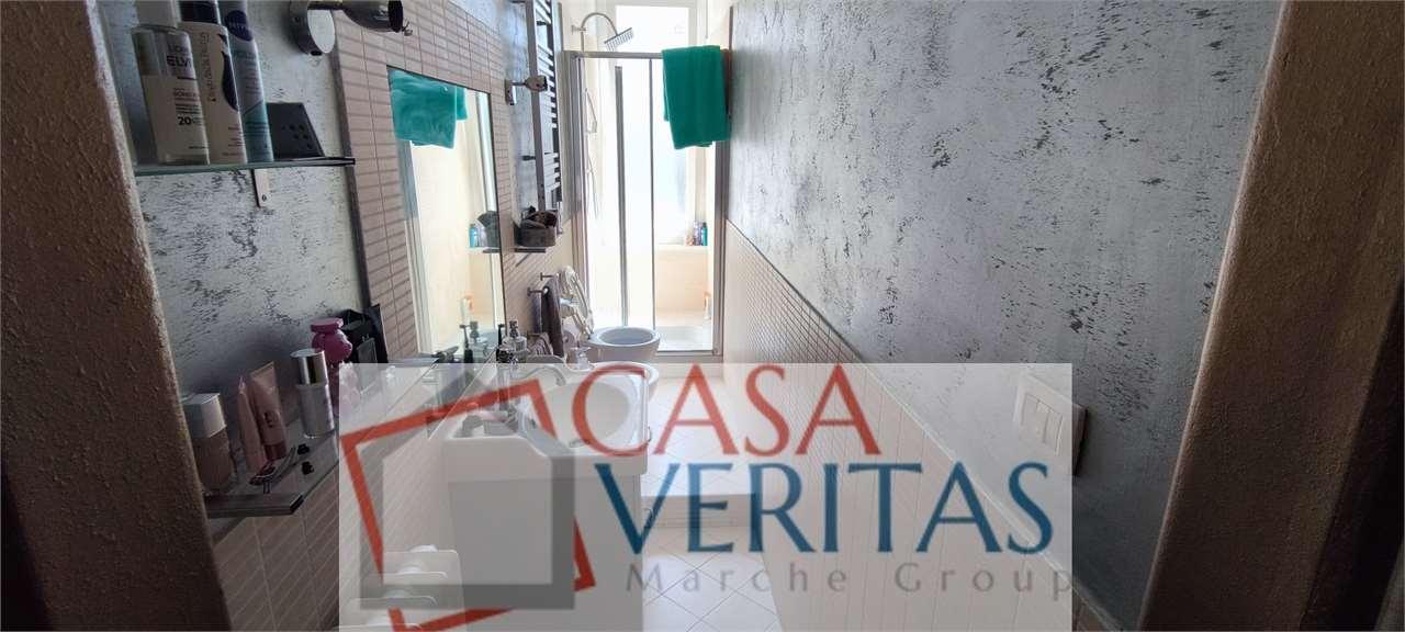 TRILOCALE VENDITA FALCONARA MARITTIMA 23