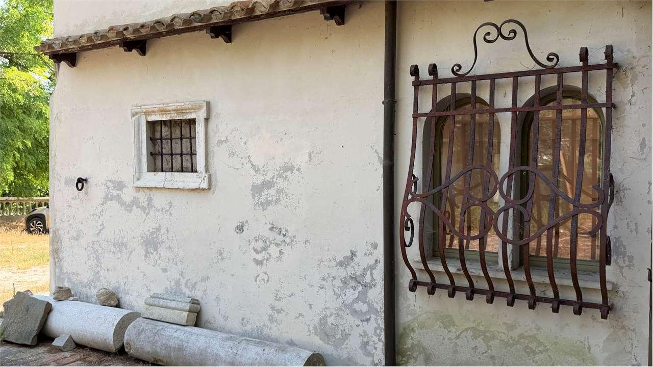 VILLA VENDITA ANCONA 15