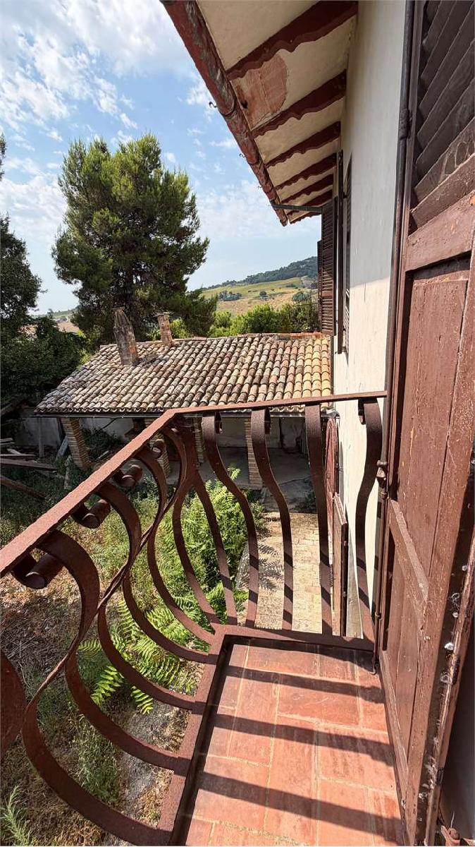 VILLA VENDITA ANCONA 22