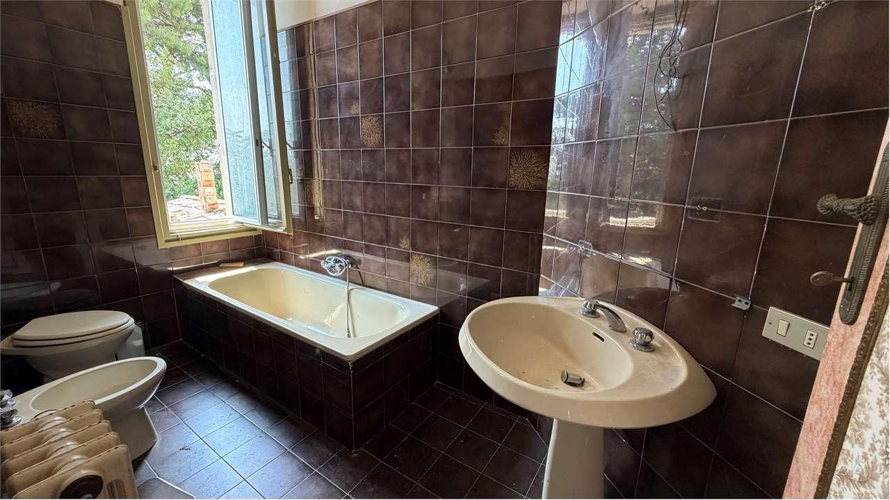 VILLA VENDITA ANCONA 27
