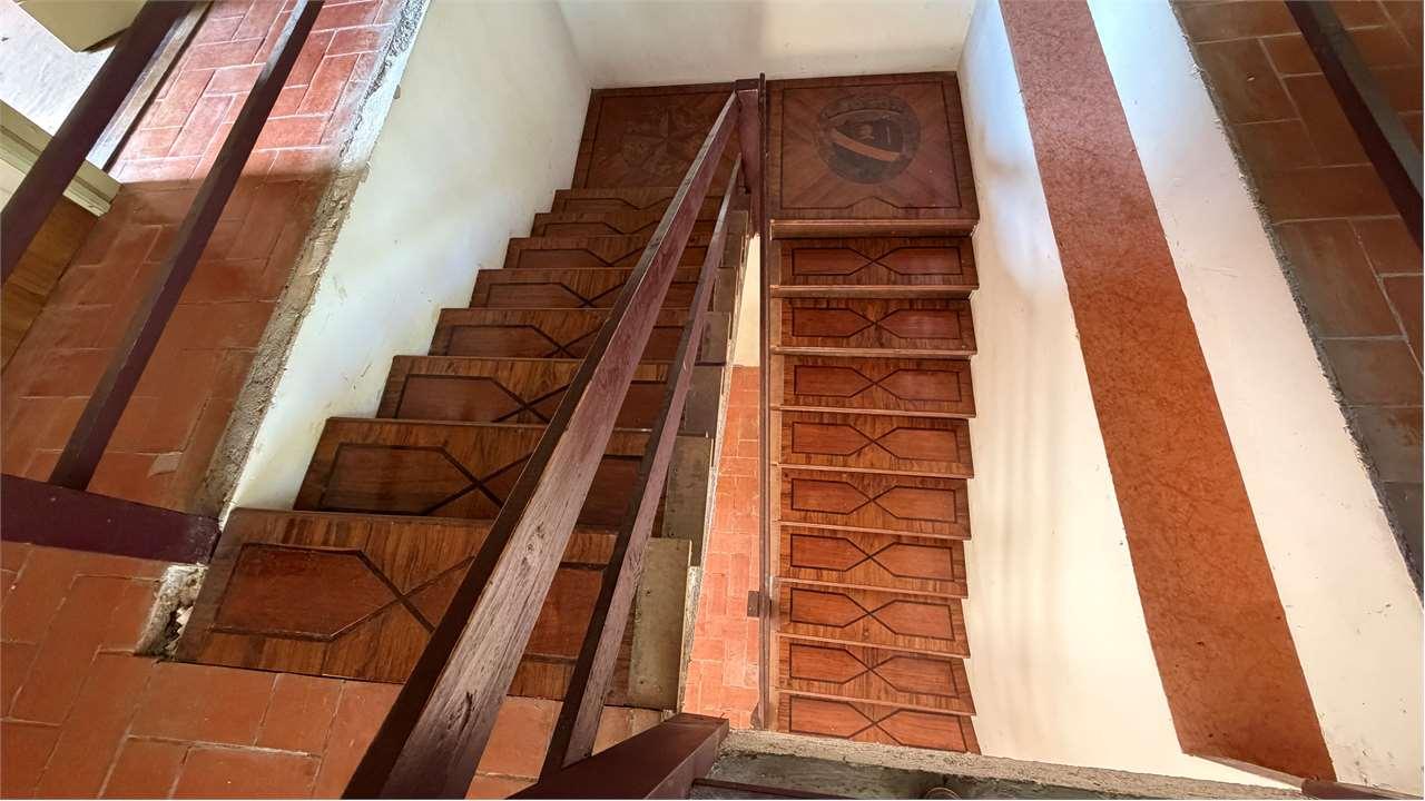 VILLA VENDITA ANCONA 32