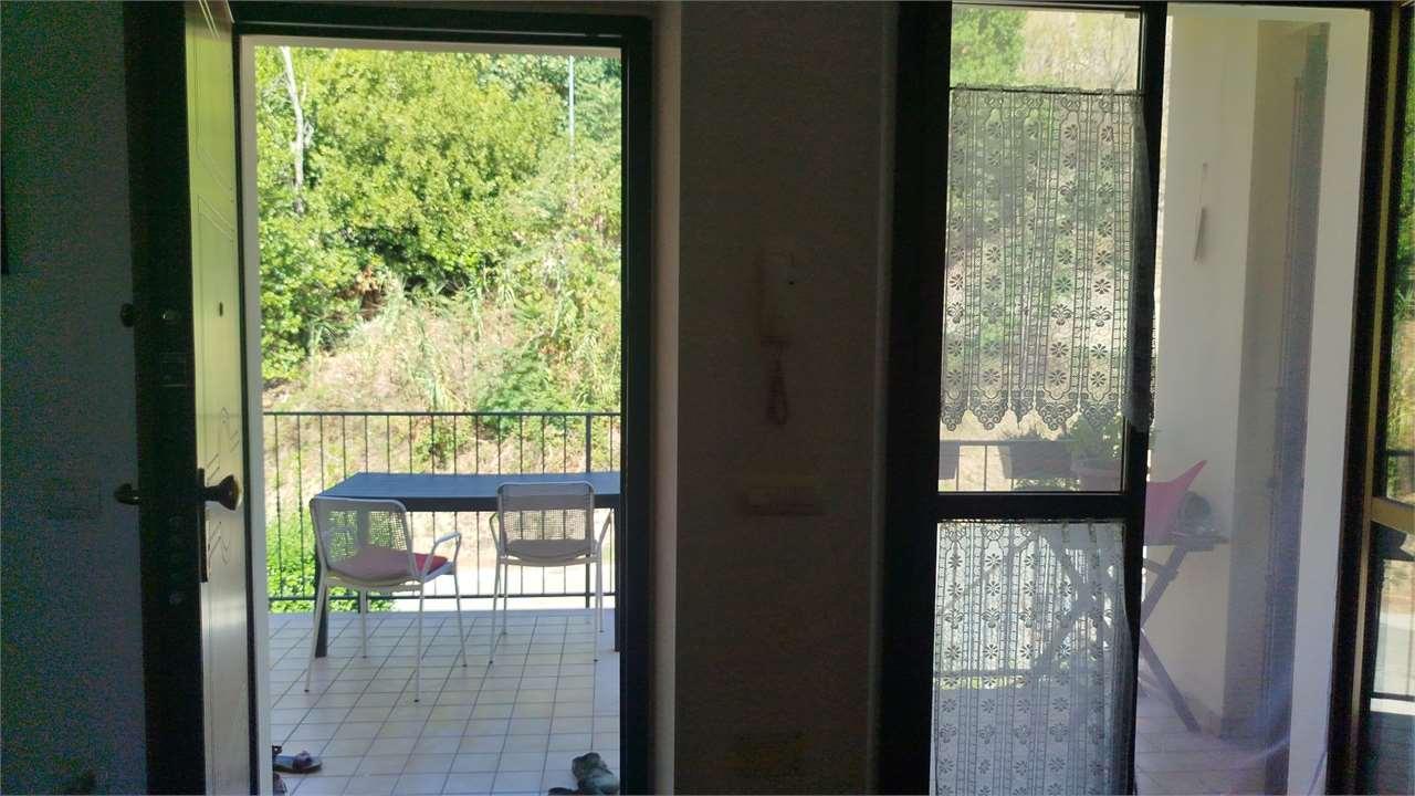 VILLETTA SCHIERA VENDITA AGUGLIANO 3