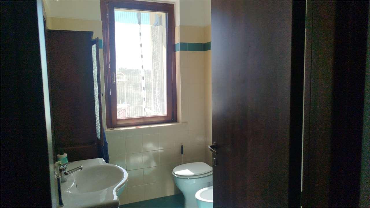 VILLETTA SCHIERA VENDITA AGUGLIANO 8
