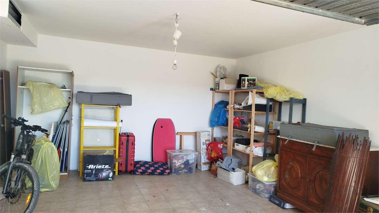 VILLETTA SCHIERA VENDITA AGUGLIANO 22