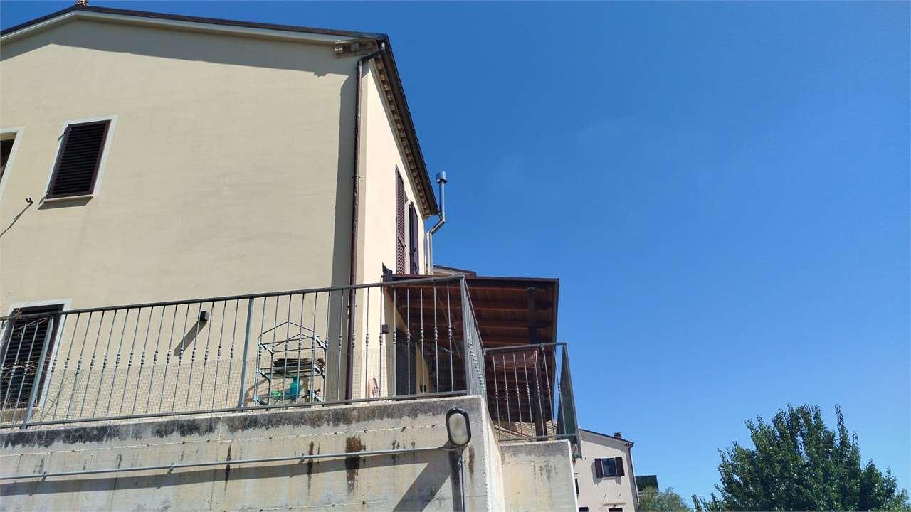 VILLETTA SCHIERA VENDITA AGUGLIANO 25